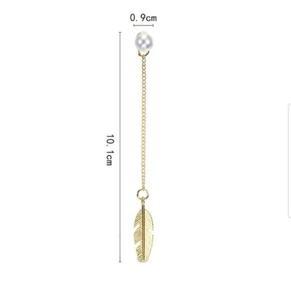 ☆Bethany ☆ Pearl and Feather Earrings - Picture 5 of 5